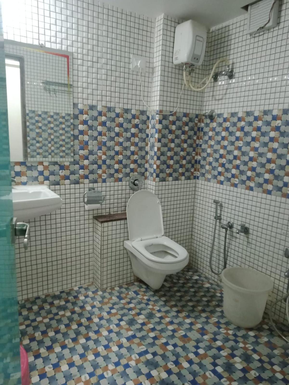 Hotel Hillton Gandhinagar Zewnętrze zdjęcie