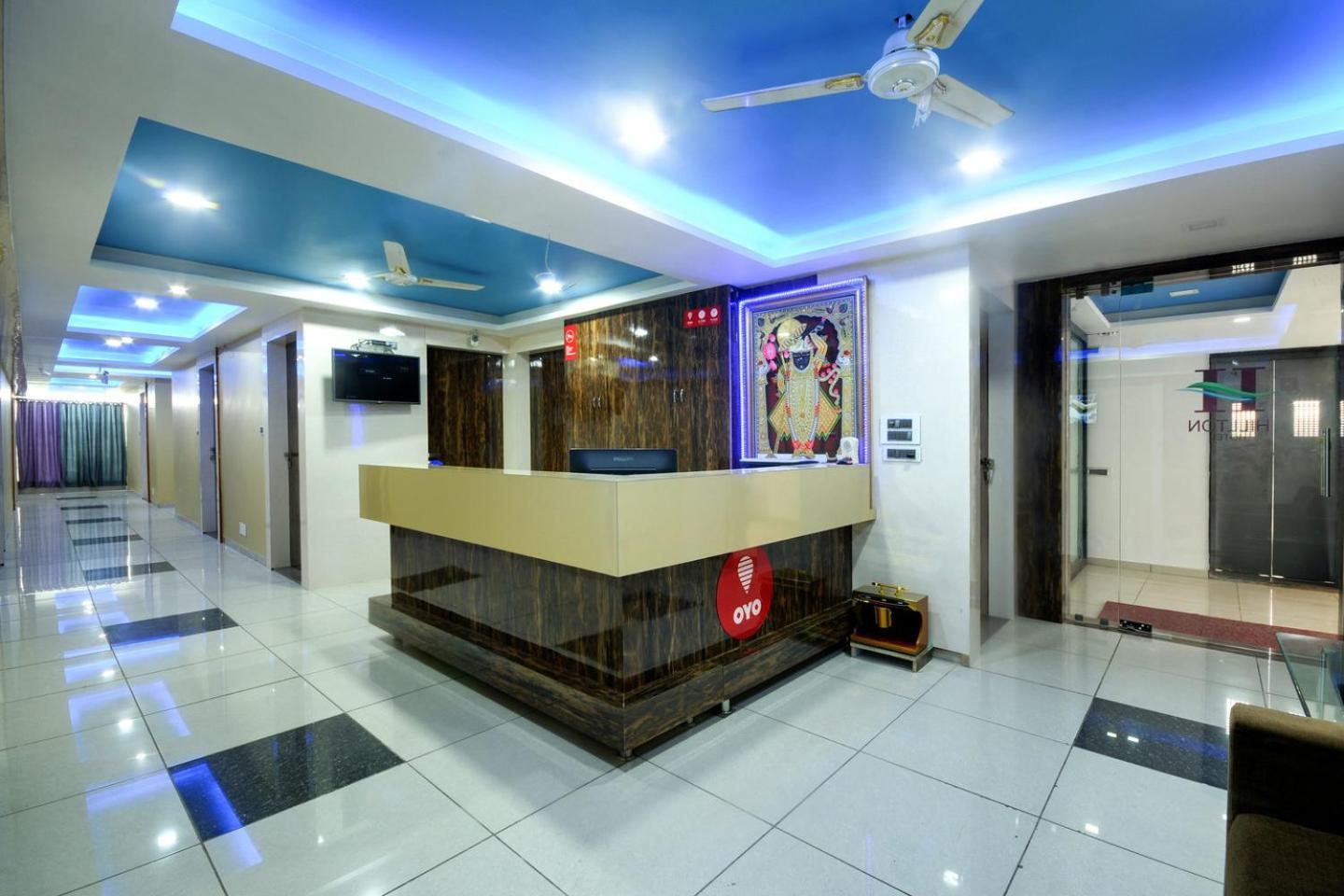 Hotel Hillton Gandhinagar Zewnętrze zdjęcie