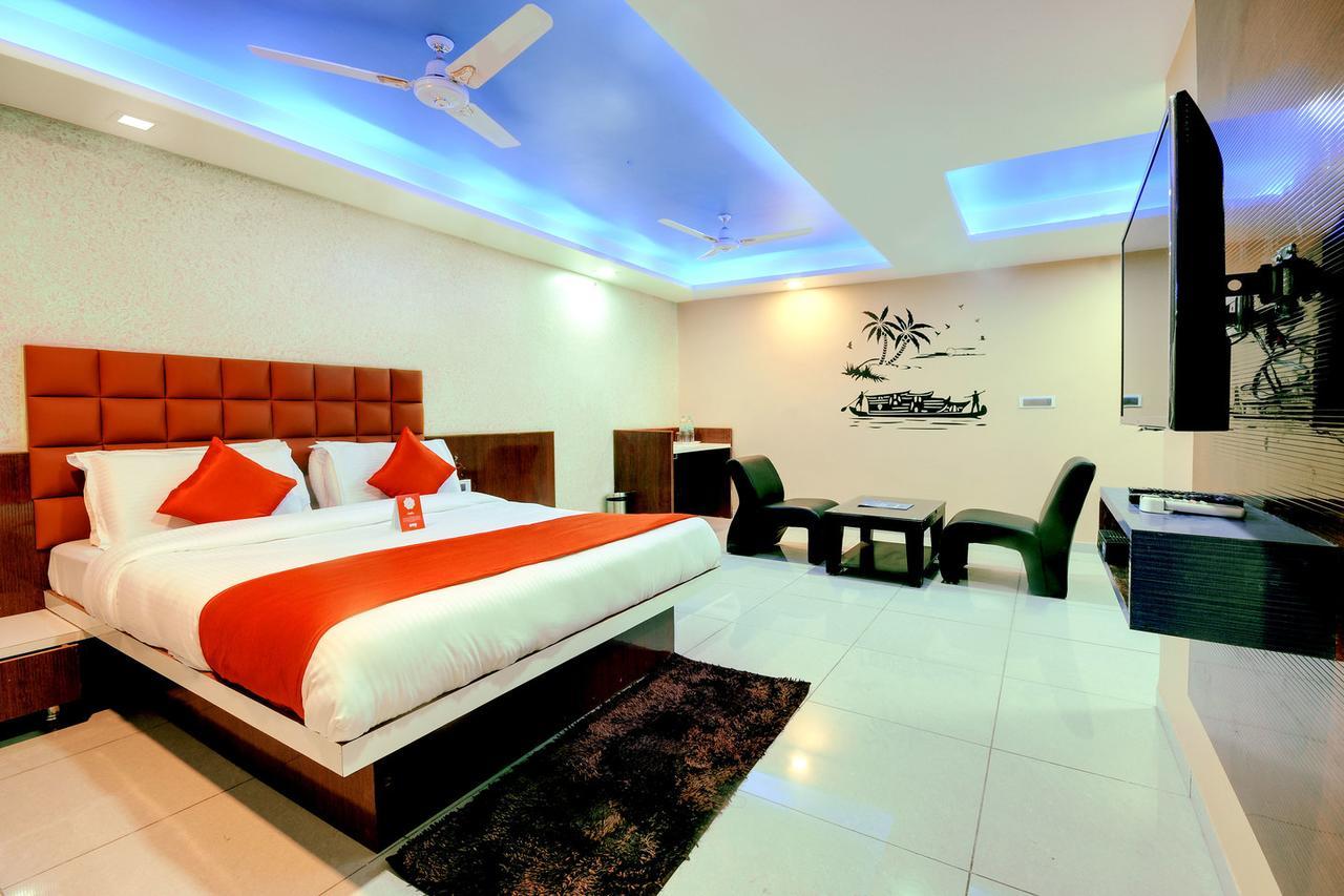 Hotel Hillton Gandhinagar Zewnętrze zdjęcie