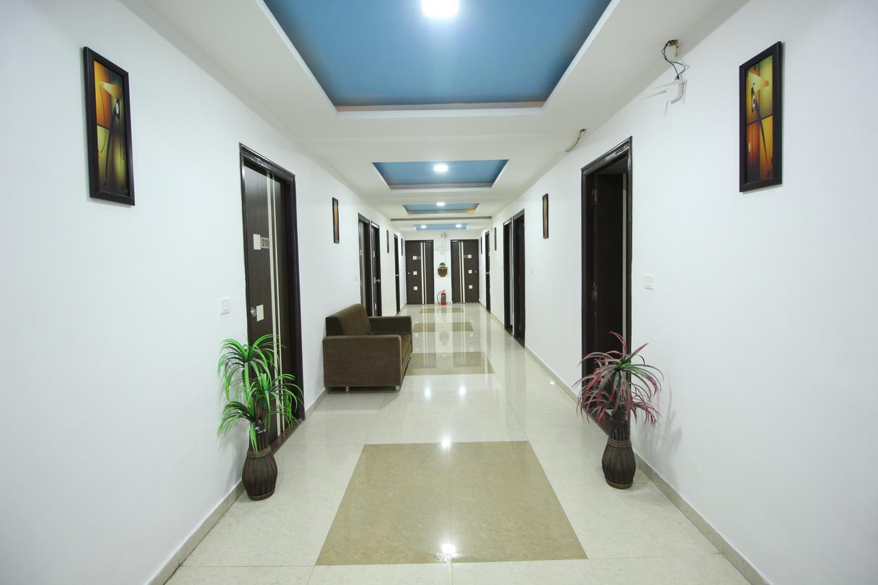 Hotel Hillton Gandhinagar Zewnętrze zdjęcie