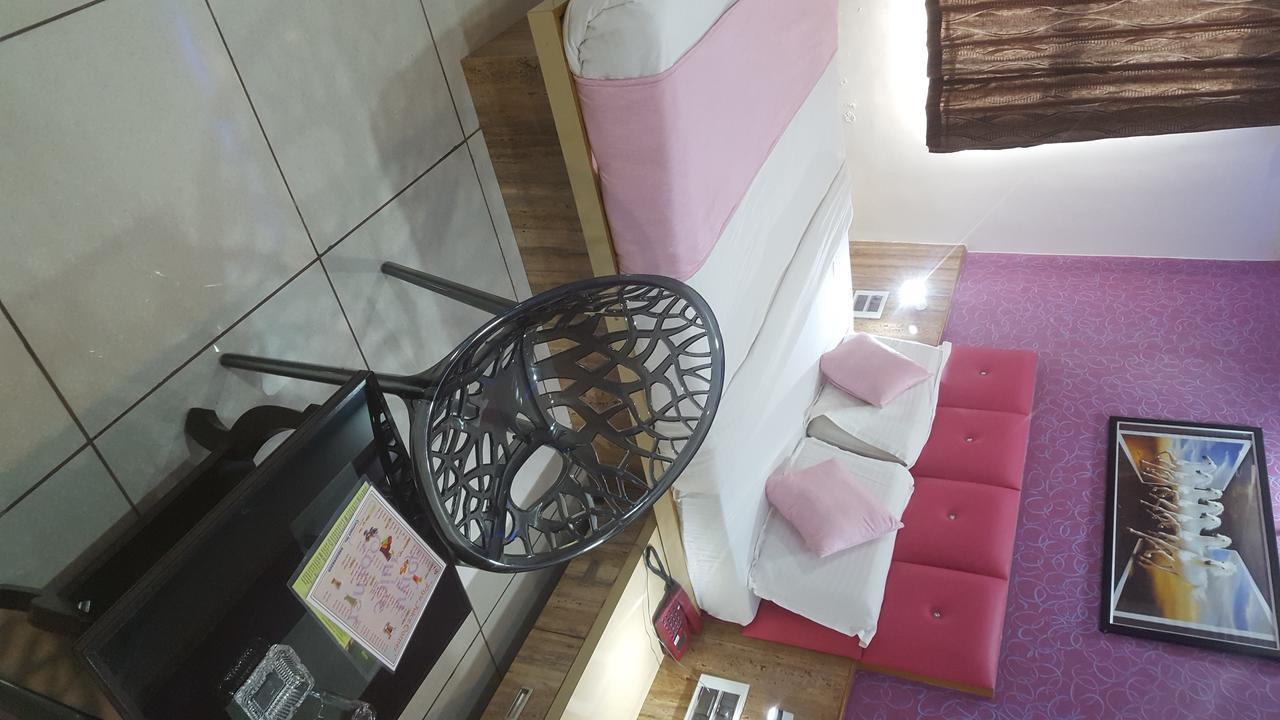Hotel Hillton Gandhinagar Zewnętrze zdjęcie