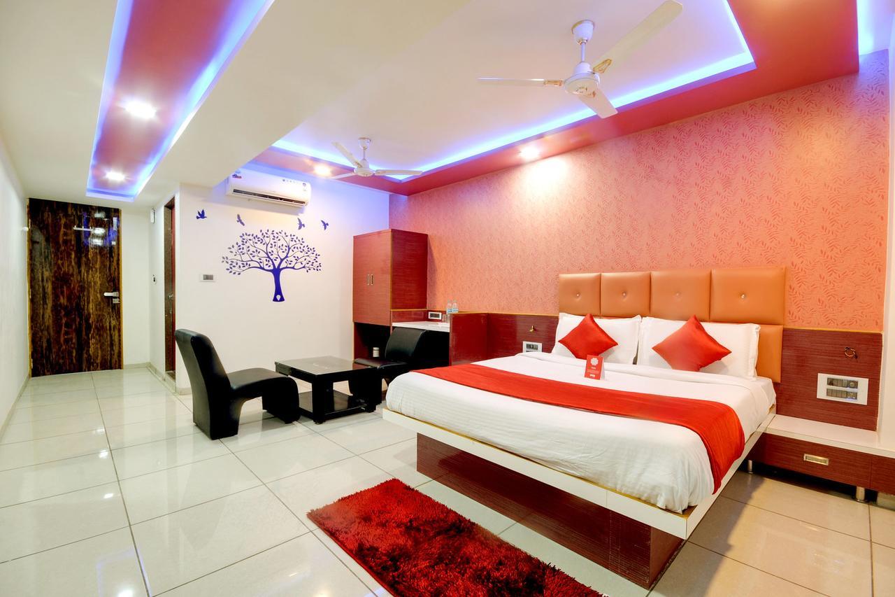 Hotel Hillton Gandhinagar Zewnętrze zdjęcie