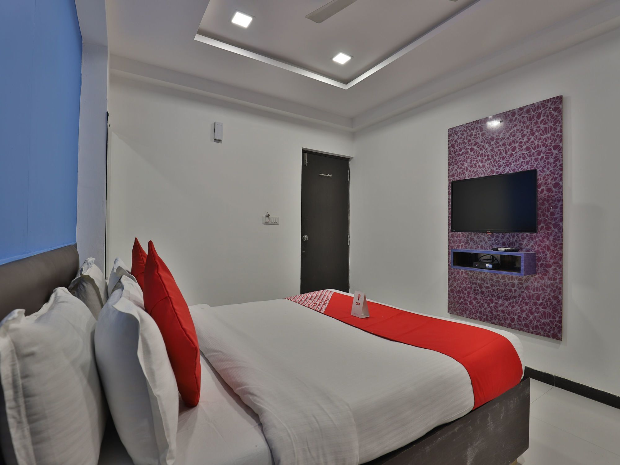 Hotel Hillton Gandhinagar Zewnętrze zdjęcie