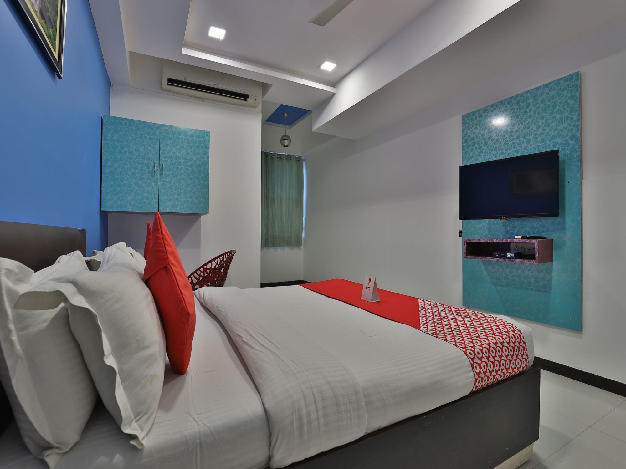 Hotel Hillton Gandhinagar Zewnętrze zdjęcie