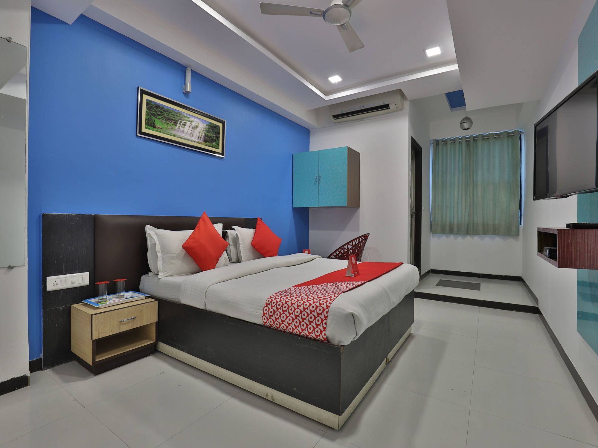 Hotel Hillton Gandhinagar Zewnętrze zdjęcie